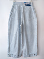 Lade das Bild in den Galerie-Viewer, Hose Wide Leg 80s Pinstripes Highwaist (XS)
