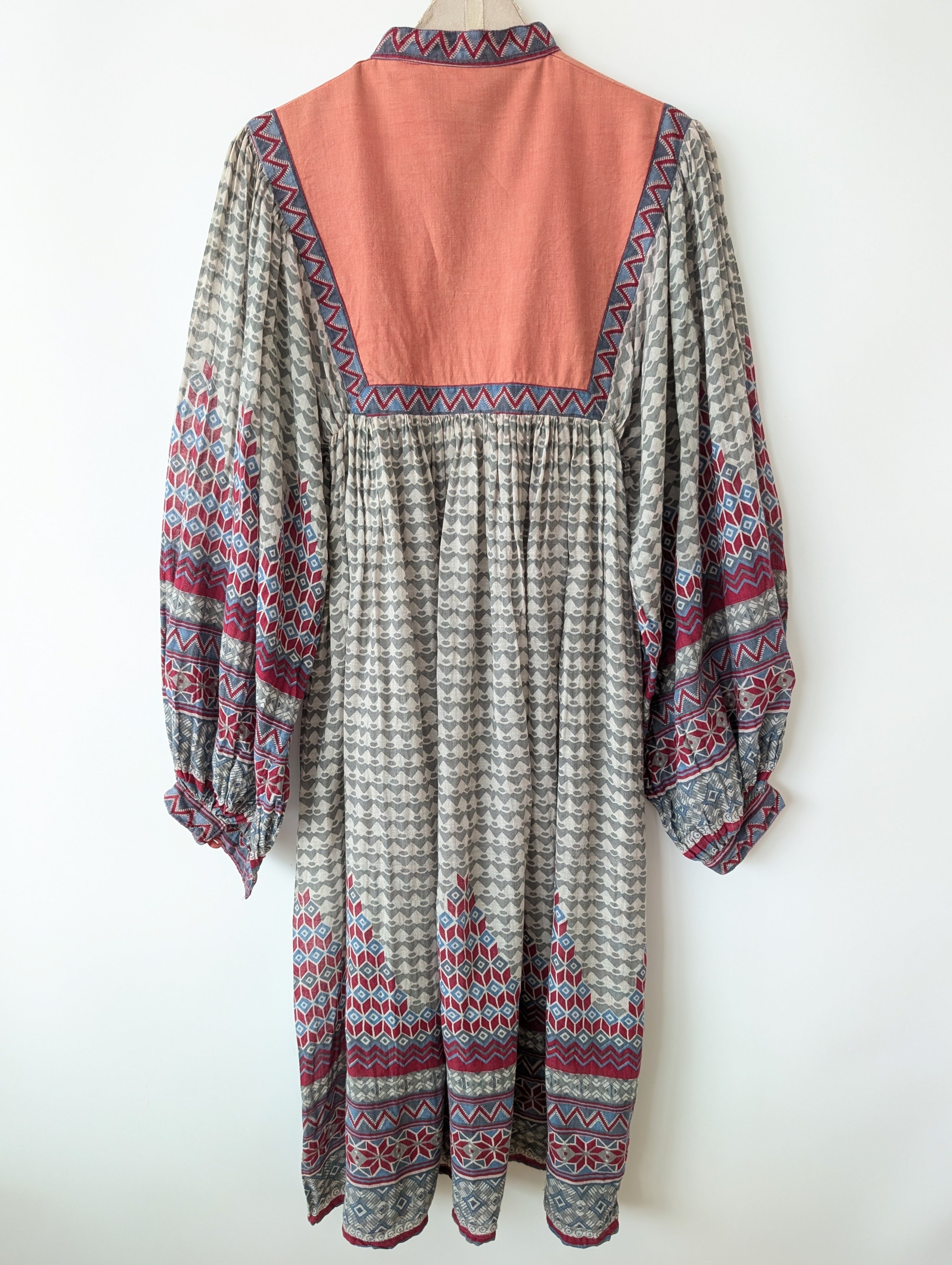 Kleid 70s Bohemian Print Ballonärmel (M)