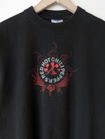 Lade das Bild in den Galerie-Viewer, Red Hot Chili Peppers Bandshirt Y2K (M)
