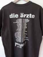 Lade das Bild in den Galerie-Viewer, Die Ärzte Bandshirt 2008 Jazzfäst Tour (L)
