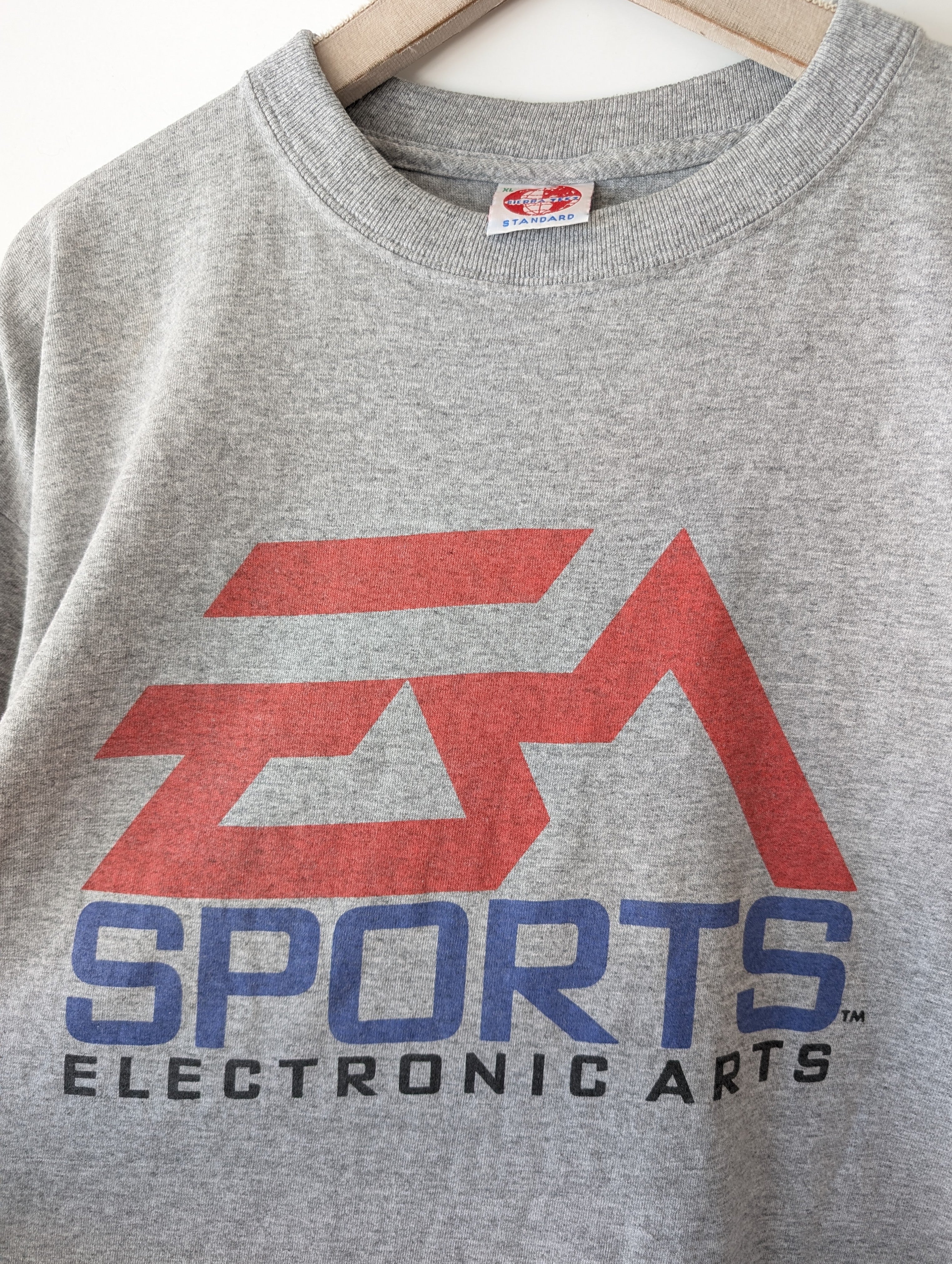 Shirt EA Sports Gaming 90s Print (XL)