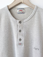 Lade das Bild in den Galerie-Viewer, *Levis* Shirt Piqué Logo Stick Henley (XL)
