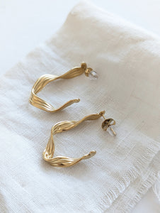 Creolen Irregular Twist 14k Gold