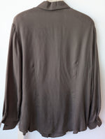 Lade das Bild in den Galerie-Viewer, *Kupferseide* Bluse Khaki Deadstock (L)
