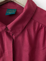 Lade das Bild in den Galerie-Viewer, *Seide* Bluse Premium Basic Kirschrot (XL)
