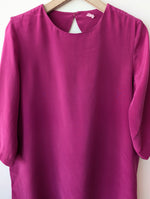 Lade das Bild in den Galerie-Viewer, *Seide* Bluse Premium Basic Magenta (L)
