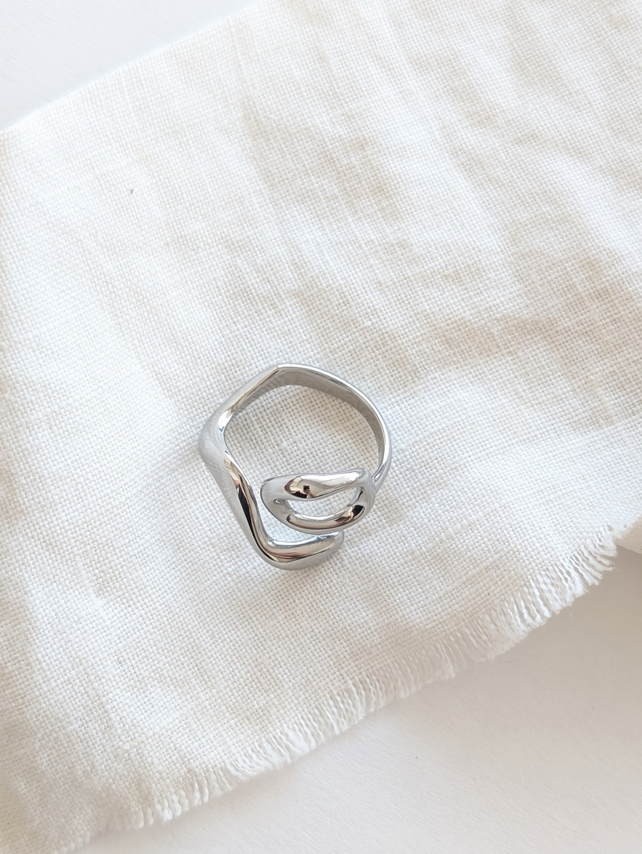 Ring 14k Silber Organic Circle