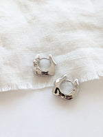 Lade das Bild in den Galerie-Viewer, Creolen 14k Silber Chunky
