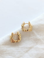Lade das Bild in den Galerie-Viewer, Creolen 14k Gold Chunky
