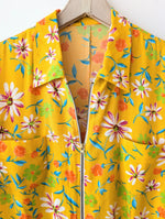 Lade das Bild in den Galerie-Viewer, Kleid 90s Blumen Print Gelb Pink (S-M)
