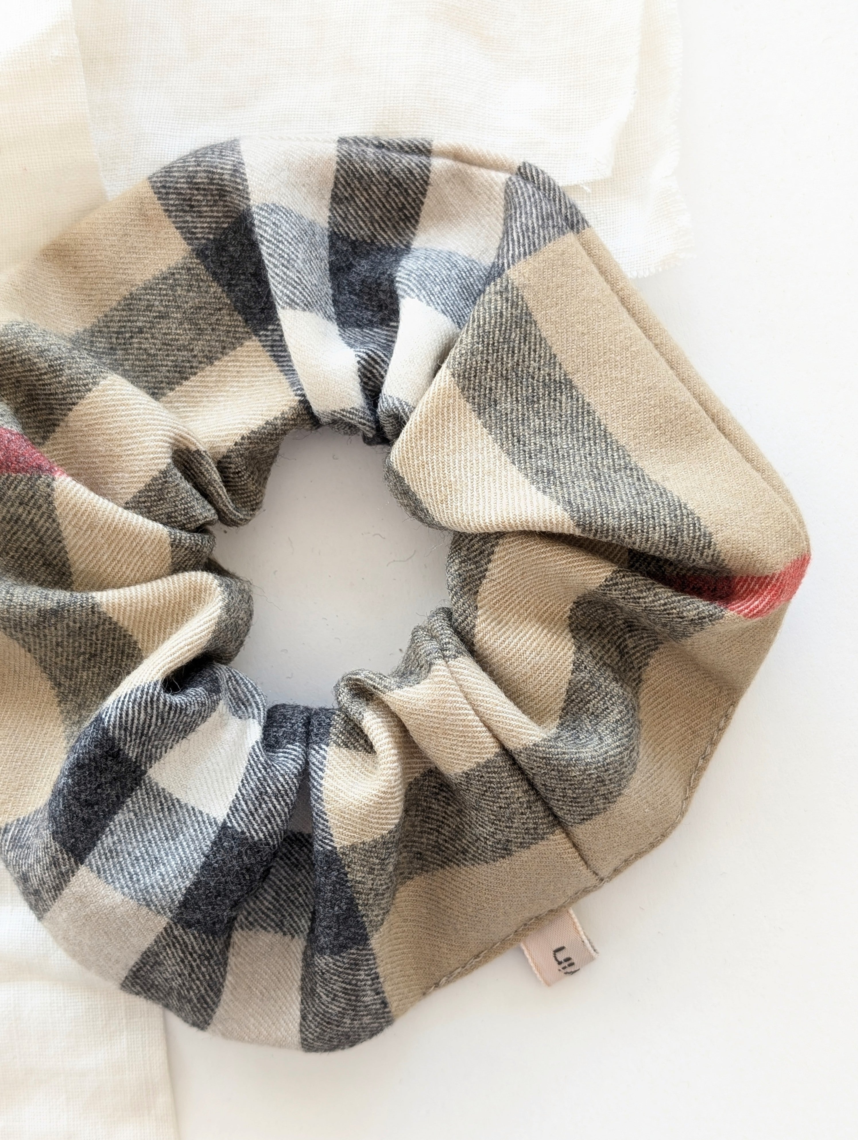 *Burberry* Scrunchie Upcycling Nova Check