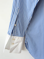 Lade das Bild in den Galerie-Viewer, *Closed* Bluse Nadelstreifen Blau Manschetten (M)
