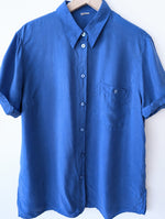 Lade das Bild in den Galerie-Viewer, *Kupferseide* Bluse Azurblau Premium Basic (L-XL)
