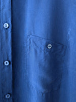 Lade das Bild in den Galerie-Viewer, *Kupferseide* Bluse Azurblau Premium Basic (L-XL)
