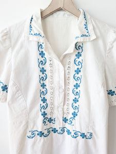 *Leinen* RARE Bluse Folklore Handmade Stickerei (M-L)
