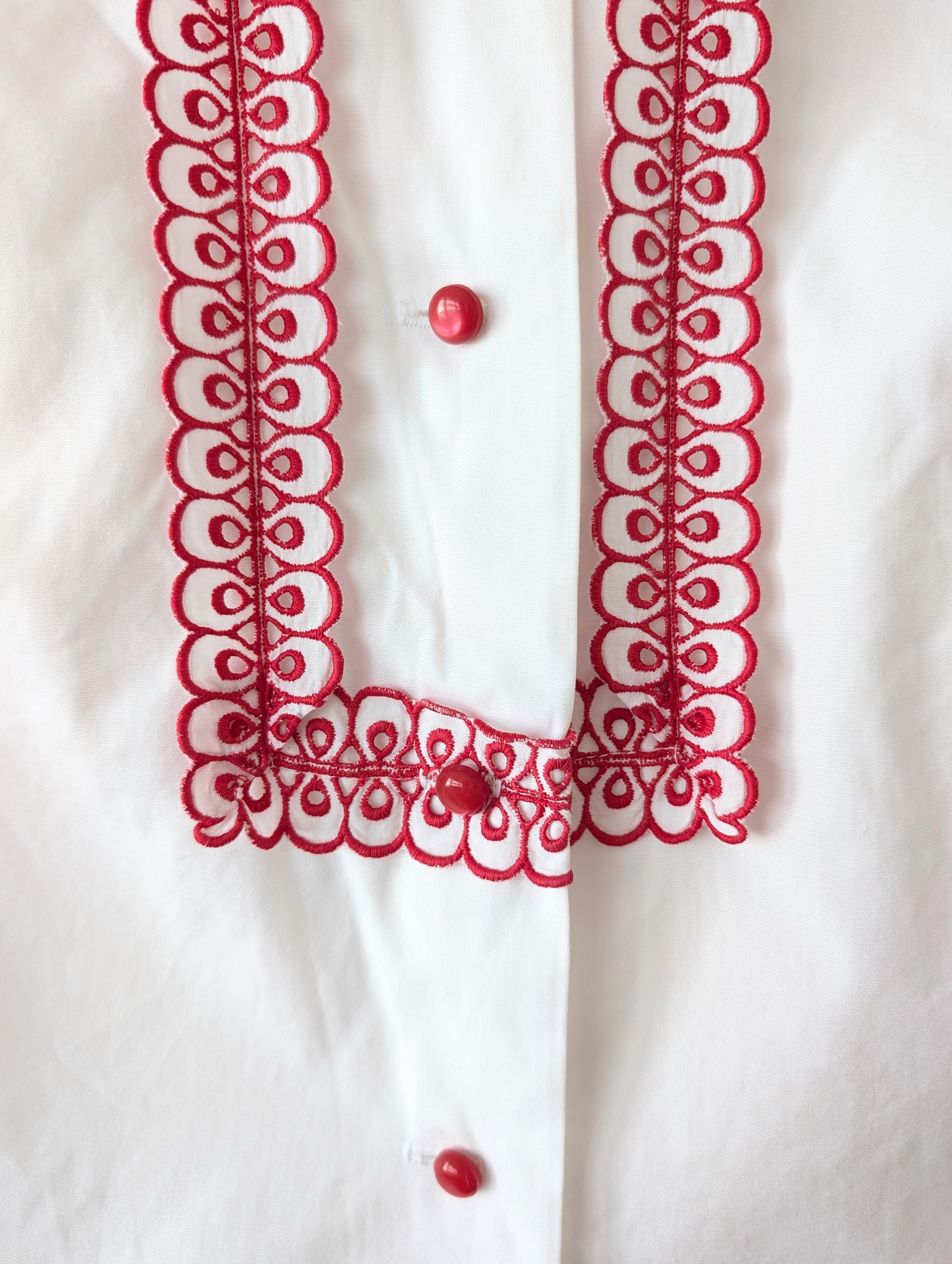 Bluse 70s Lochspitze Bordüre Rot (M-L)