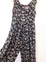 Lade das Bild in den Galerie-Viewer, Jumpsuit Wideleg 80s Blümchen Print (M)
