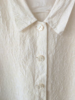 Lade das Bild in den Galerie-Viewer, *Seide* Bluse Cropped Floral Creme (XXL)
