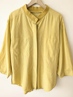 Lade das Bild in den Galerie-Viewer, Bluse Curry Premium Basic Seide (XL)
