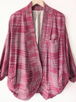 Lade das Bild in den Galerie-Viewer, *Seide* Kimono Blazer Aztek Print (One Size)
