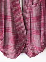 Lade das Bild in den Galerie-Viewer, *Seide* Kimono Blazer Aztek Print (One Size)
