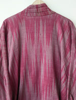 Lade das Bild in den Galerie-Viewer, *Seide* Kimono Blazer Aztek Print (One Size)
