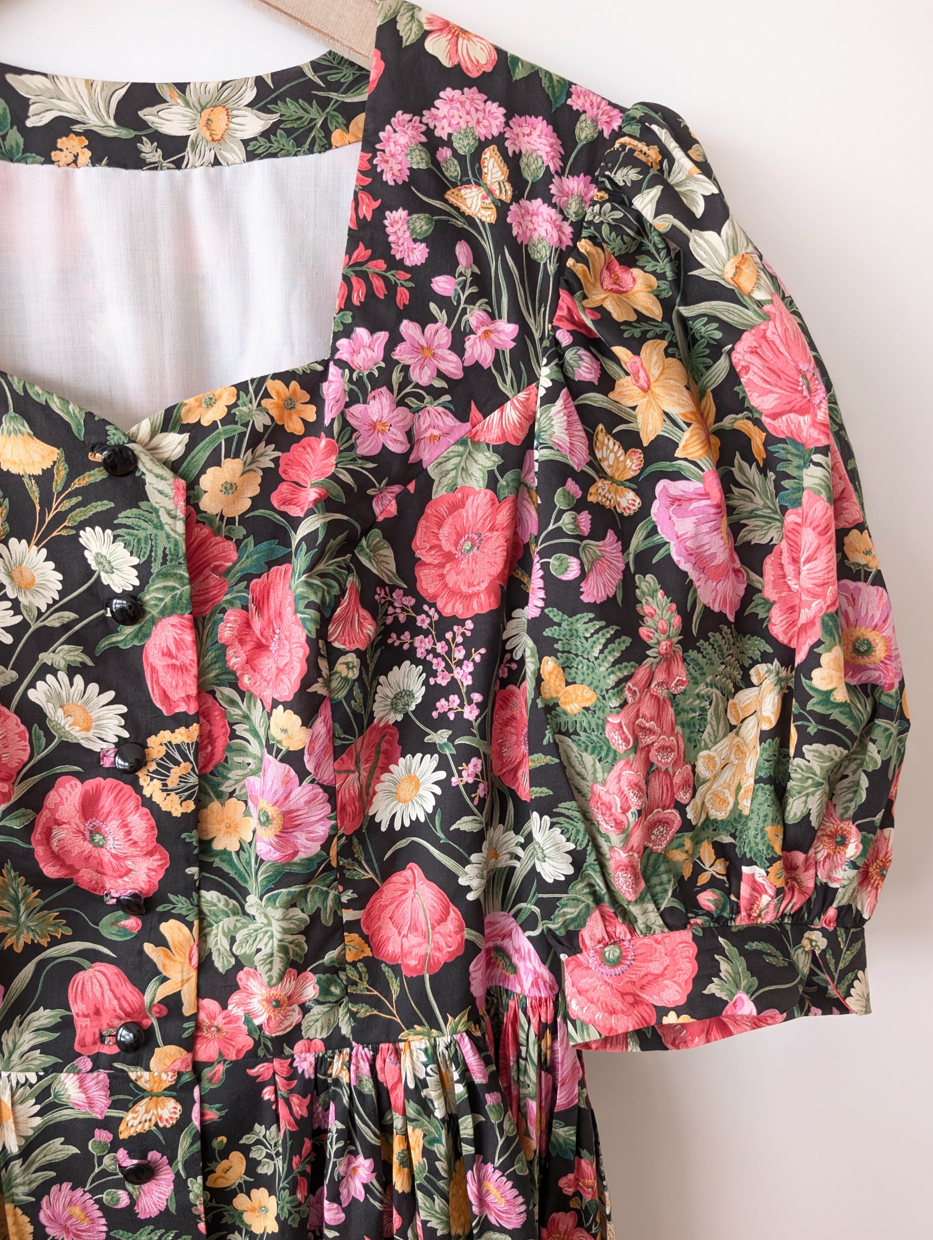 RARE Kleid Dirndl Folklore 80s Wildblumen (M-L)
