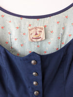 Lade das Bild in den Galerie-Viewer, Dirndl Folklore Kleid Allgäu Blumen Print (L-XL)
