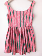Lade das Bild in den Galerie-Viewer, Dirndl Folklore Kleid Blumen Pink Grün (M-L)
