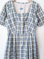 Lade das Bild in den Galerie-Viewer, Kleid Dirndl Folklore Karo Gingham Blau (M-L)
