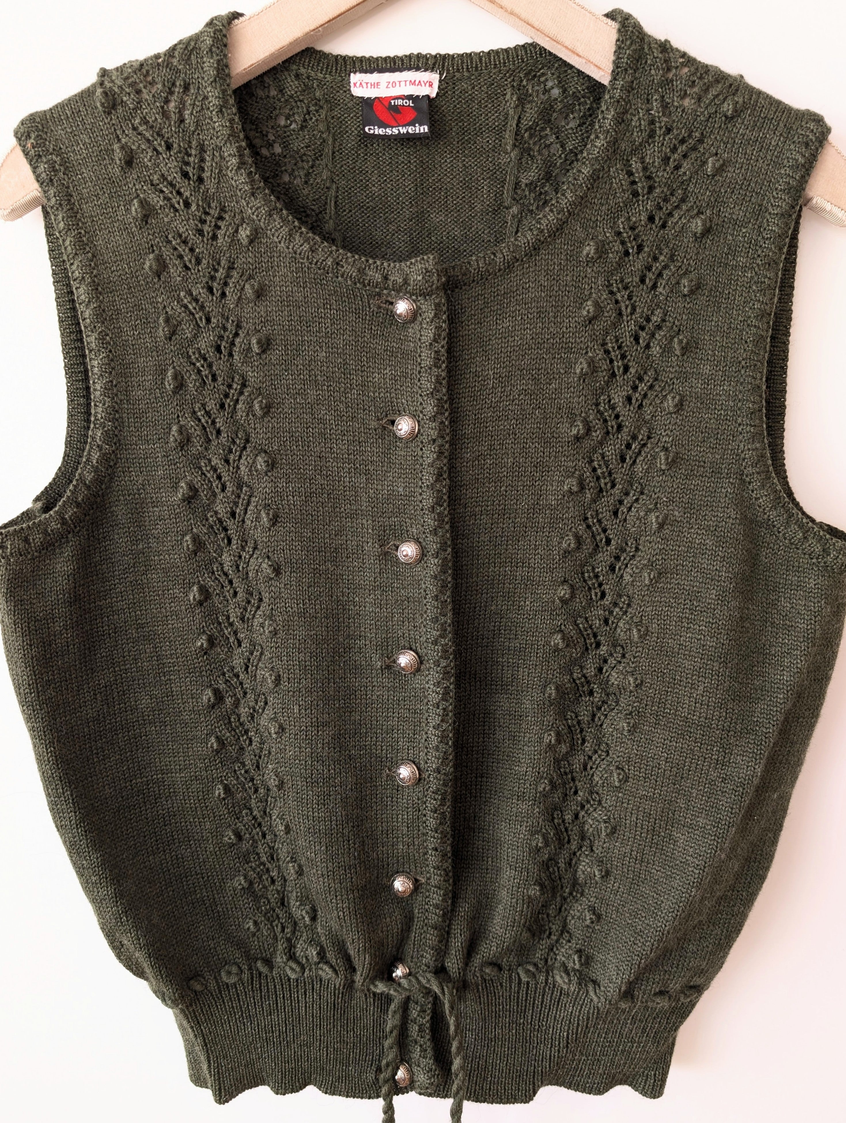 *Giesswein* Weste Folklore Wolle Khaki (M-L)