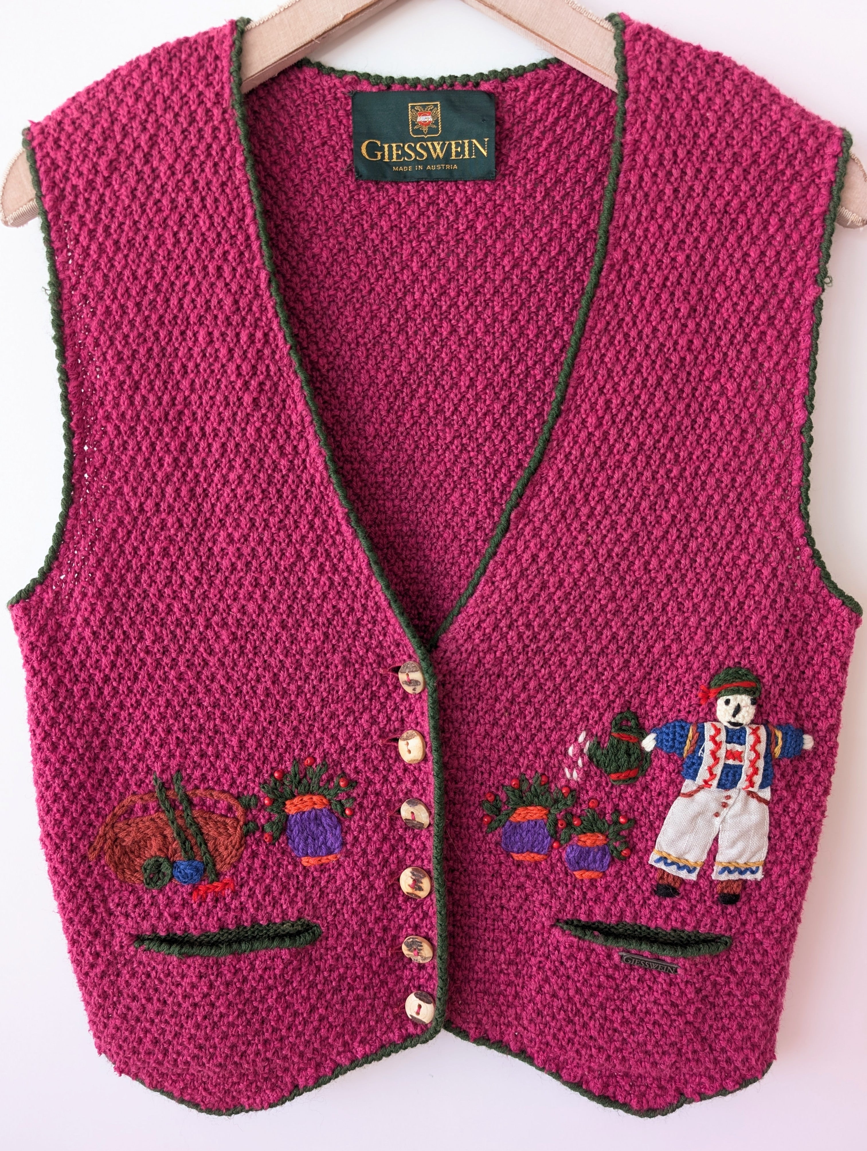 *Giesswein* Weste Pink Folklore Stick Wolle (M-L)