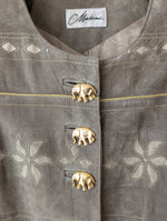 Lade das Bild in den Galerie-Viewer, Lederjacke Elefanten Knöpfe 80s Stick (L)
