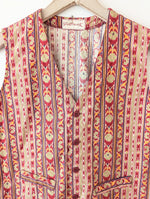 Lade das Bild in den Galerie-Viewer, Weste Bohemian India Print Rosa (S)
