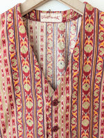 Lade das Bild in den Galerie-Viewer, Weste Bohemian India Print Rosa (S)
