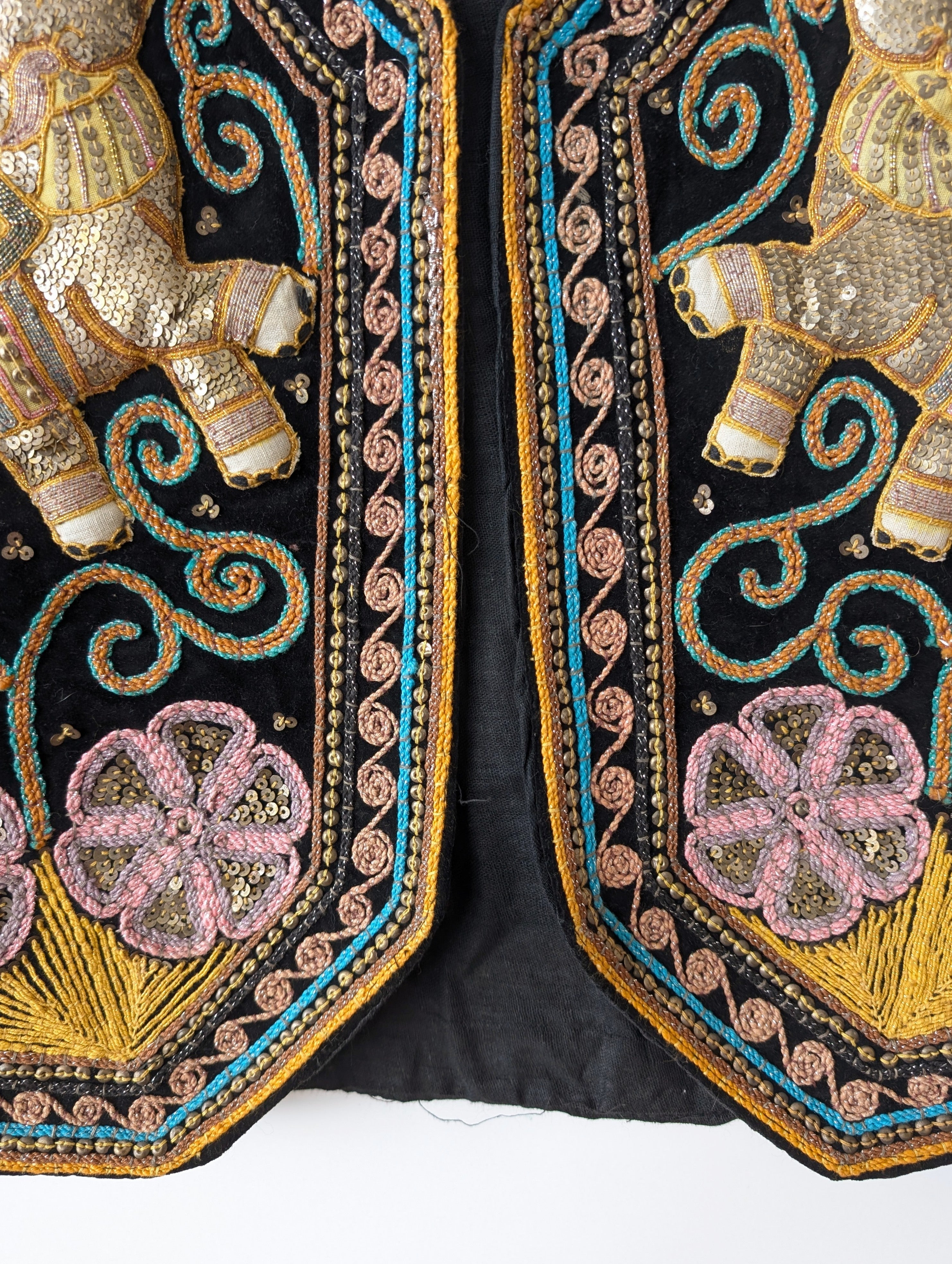 RARE 70s Bohemian Samt Weste Elefant Blumen Stick (L)