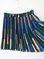 Lade das Bild in den Galerie-Viewer, Faltenrock 80s Plissee Grafic Print (M-XL)
