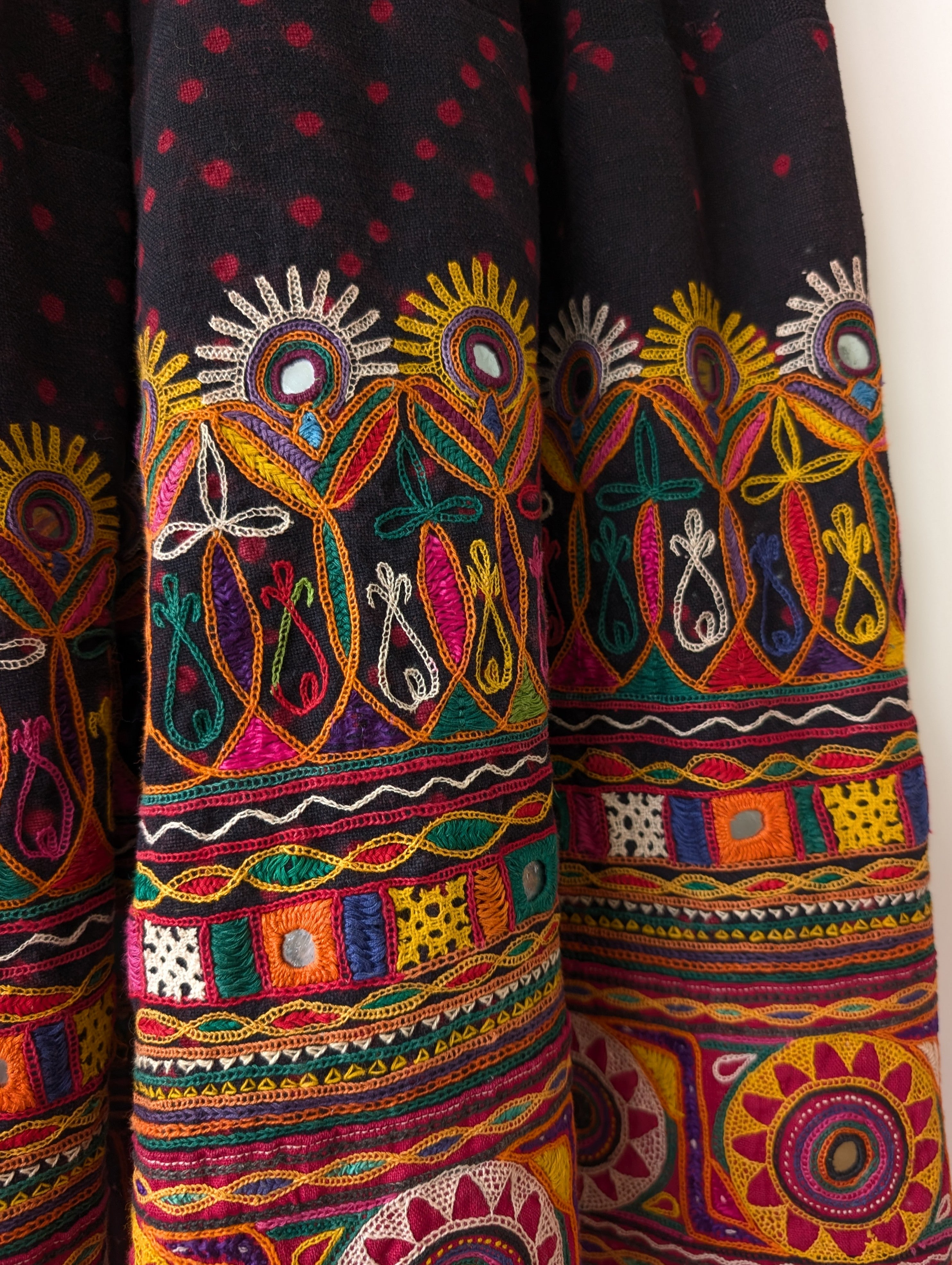 SUPER RARE Rock 70s Bohemian Stick (M-L)