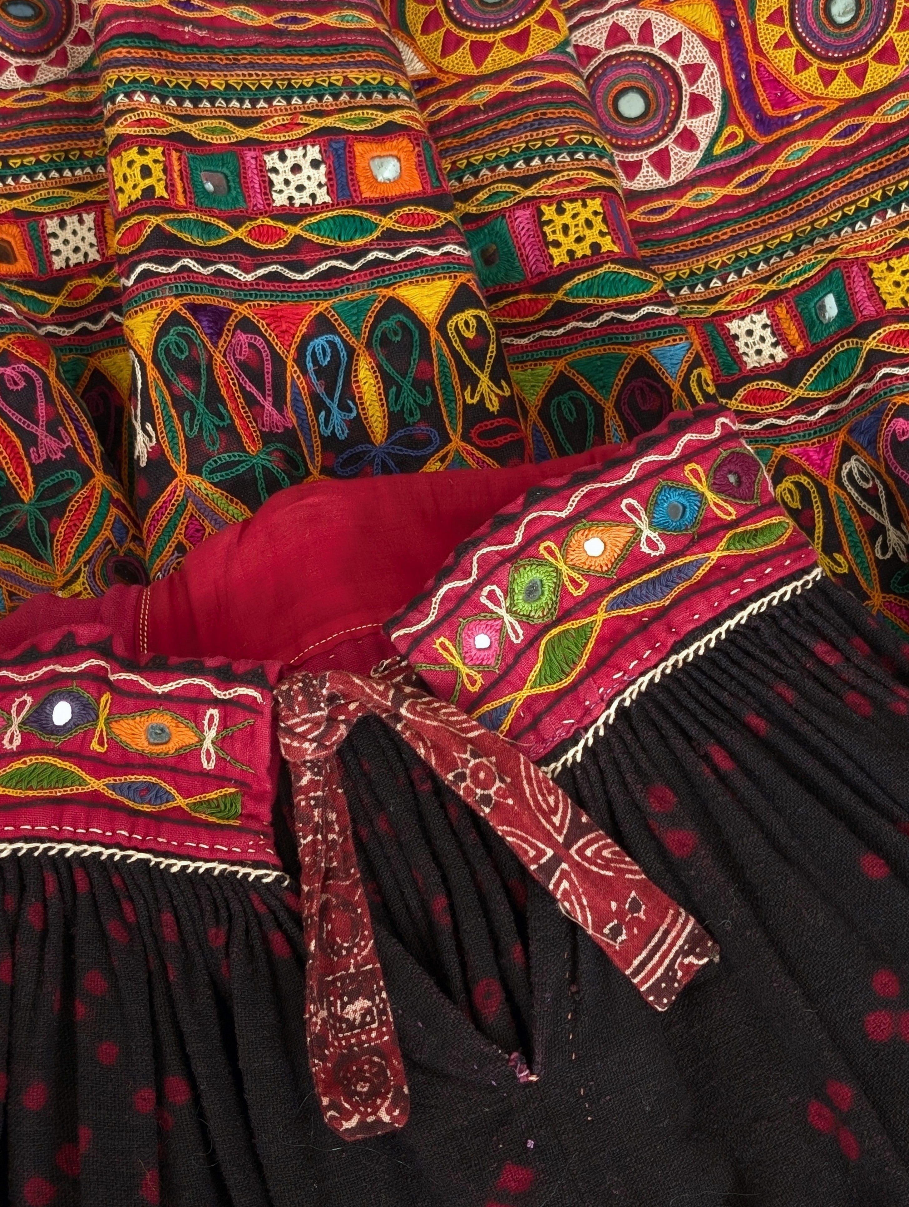 SUPER RARE Rock 70s Bohemian Stick (M-L)