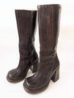 Lade das Bild in den Galerie-Viewer, SUPER RARE Buffalo Boots 90s Rave Plateau (37)
