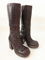 Lade das Bild in den Galerie-Viewer, SUPER RARE Buffalo Boots 90s Rave Plateau (37)
