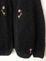 Lade das Bild in den Galerie-Viewer, *Mohair Wolle* Cardigan Tulip Blumen Stick (M)

