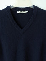 Lade das Bild in den Galerie-Viewer, *Wolle* Pullunder Wolle Marineblau (L-XL)
