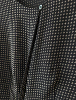 Lade das Bild in den Galerie-Viewer, *Cerruti* Bluse 100% Seide Galaxy (L)
