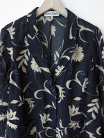 Lade das Bild in den Galerie-Viewer, *Cerruti* Blazer Leinen Blumen Print Marine (L-XL)
