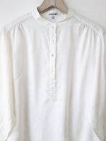 Lade das Bild in den Galerie-Viewer, *Cerruti* Bluse 100% Leinen Weiß Basic (L)
