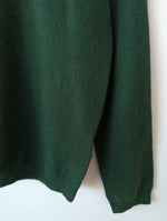 Lade das Bild in den Galerie-Viewer, *Kaschmir* Pullover Premium Basic Moosgrün (L)
