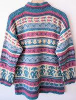 Lade das Bild in den Galerie-Viewer, Pullover Handmade Strickmuster Pink (L)
