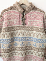 Lade das Bild in den Galerie-Viewer, *Wolle* Handmade Pullover Tulpen Folklore Rosa (XL)
