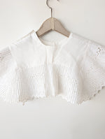 Lade das Bild in den Galerie-Viewer, Kragen 80s Accessoires Volants &amp; Spitze (S-M)
